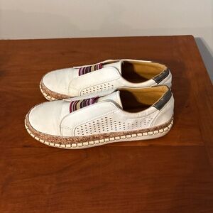 Women’s White Slip On Loafers Cork Sole Woven Stripe Size 9